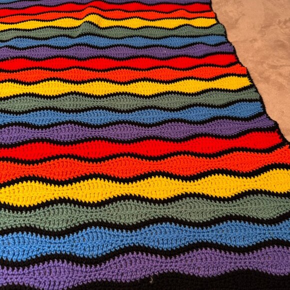 Crochet afghan throw Rainbow blanket wavy crazy pattern boho bohemian vibrant co - Picture 5 of 7